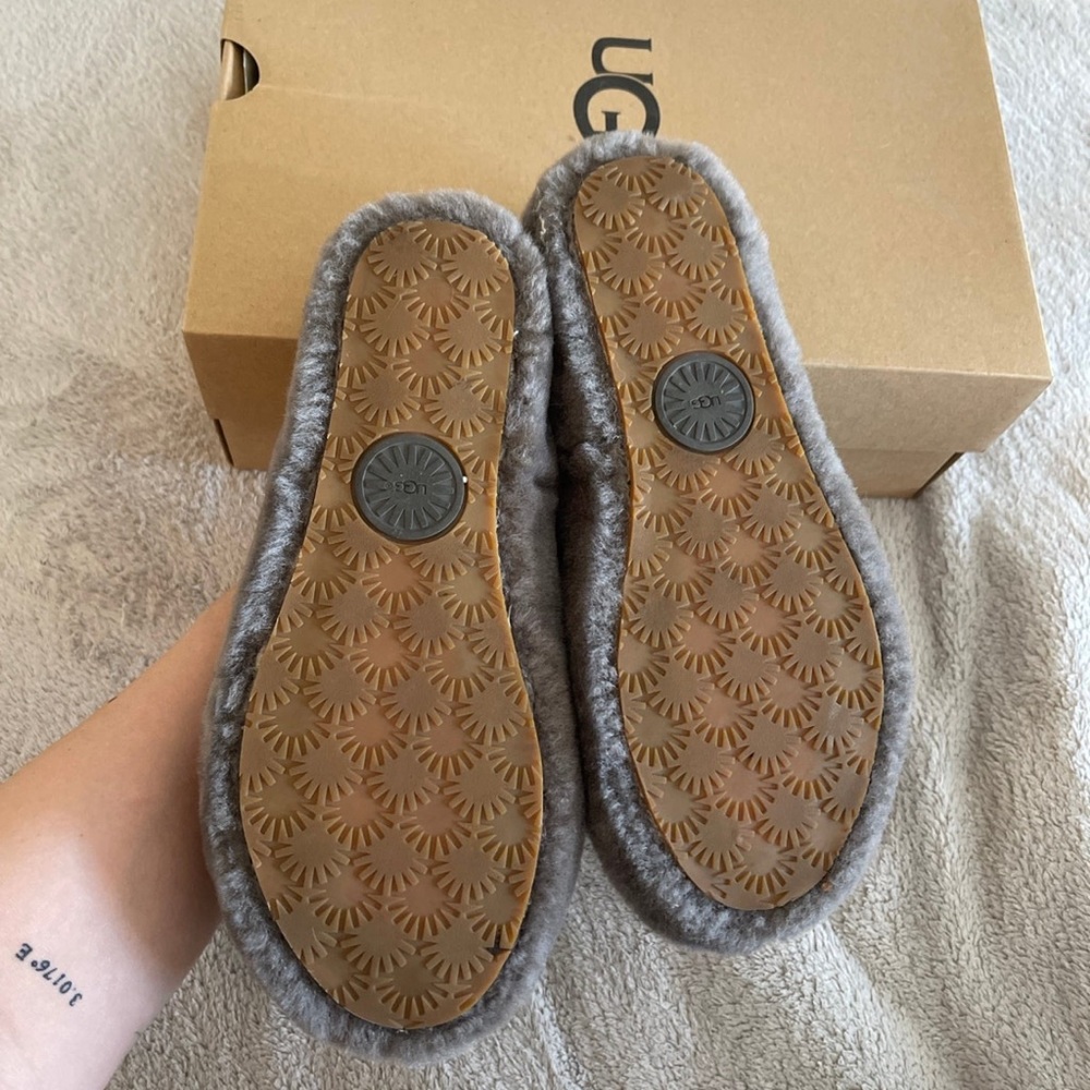 Ugg Fluff Yeah Slides - image 3